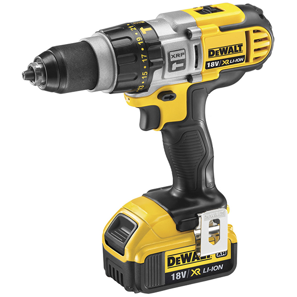 DCD985M2 18V 3 SPEED COMBI DRILL 2 X 4 AH BATT