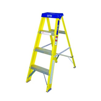 4 TRED FIBREGLASS STEPLADDER