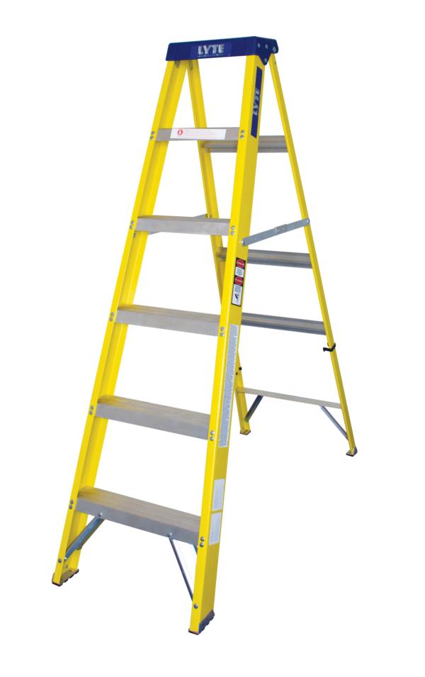 6 TRED FIBREGLASS STEPLADDER